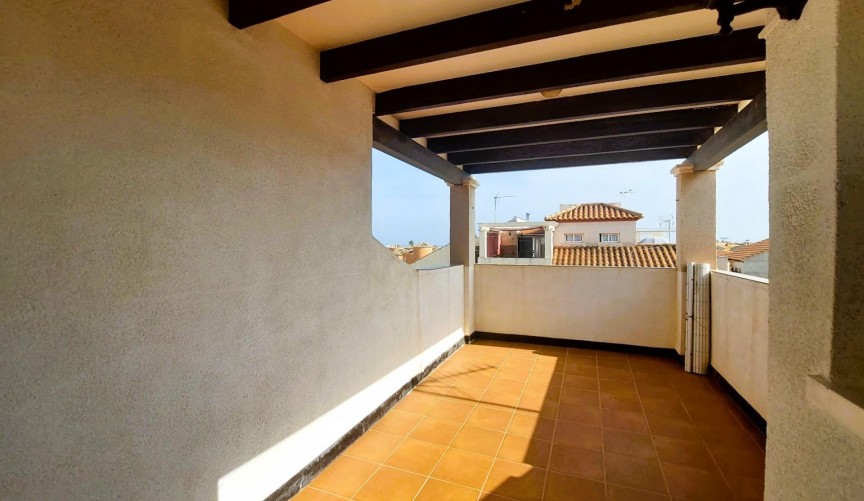 Brukt - Bungalow -
Orihuela Costa - Costa Blanca