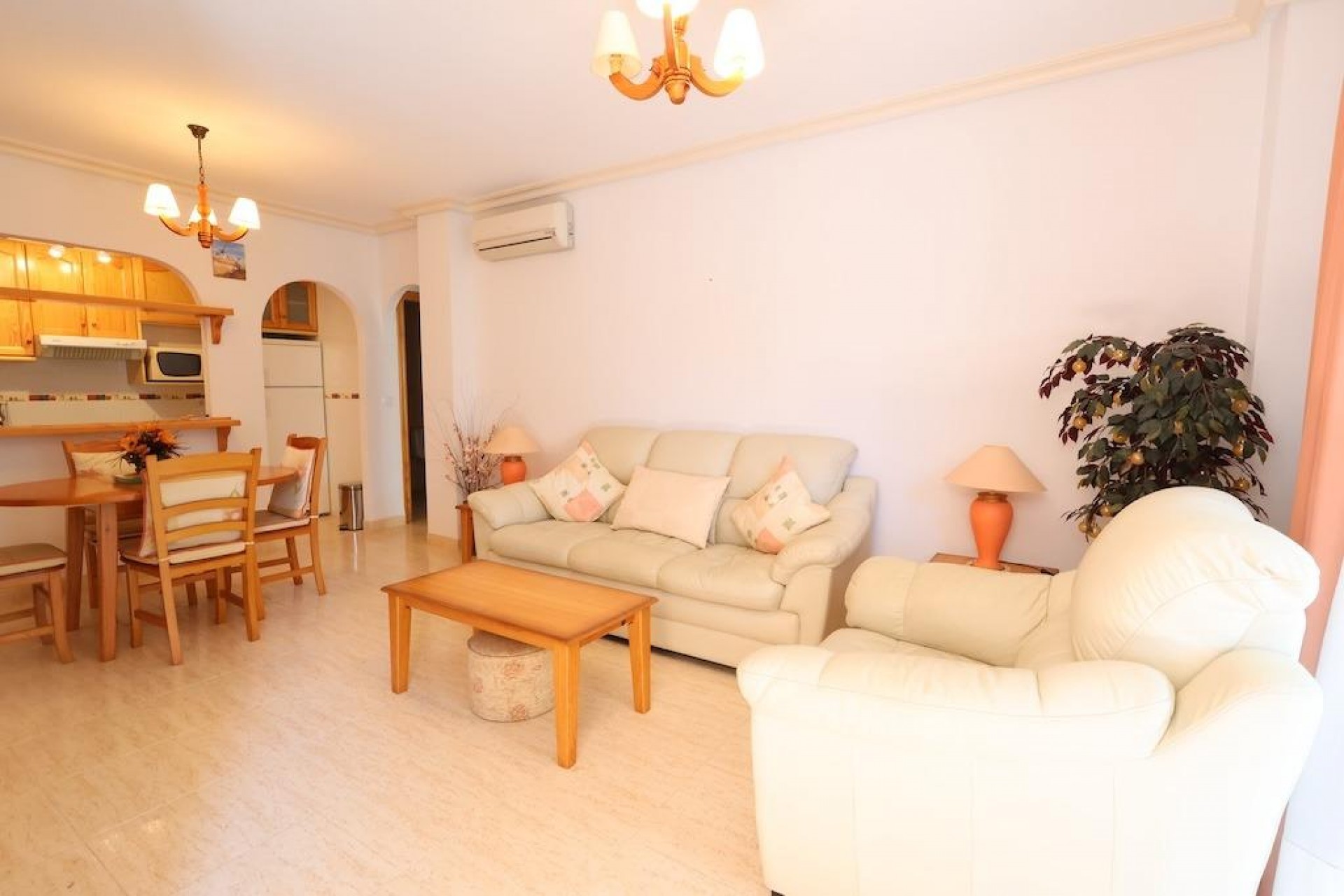 Brukt - Bungalow -
Orihuela Costa - Costa Blanca