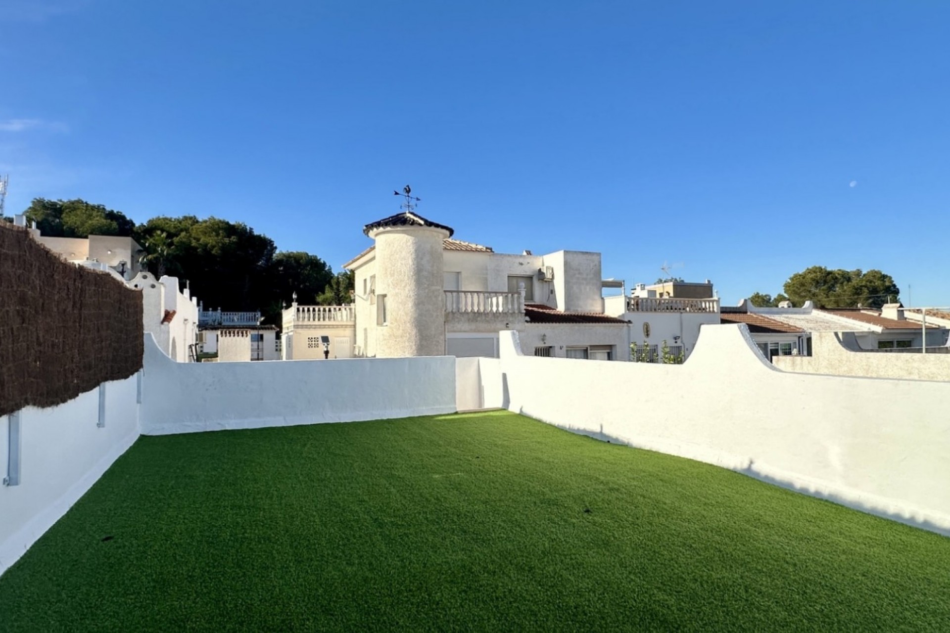 Brukt - Bungalow -
Orihuela Costa - Costa Blanca