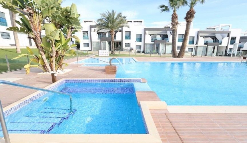 Brukt - Bungalow -
Orihuela Costa - Costa Blanca