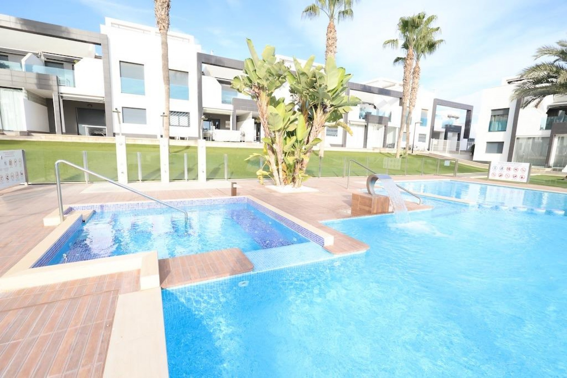 Brukt - Bungalow -
Orihuela Costa - Costa Blanca