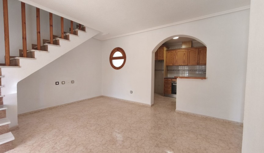 Brukt - Bungalow -
Orihuela Costa - Costa Blanca