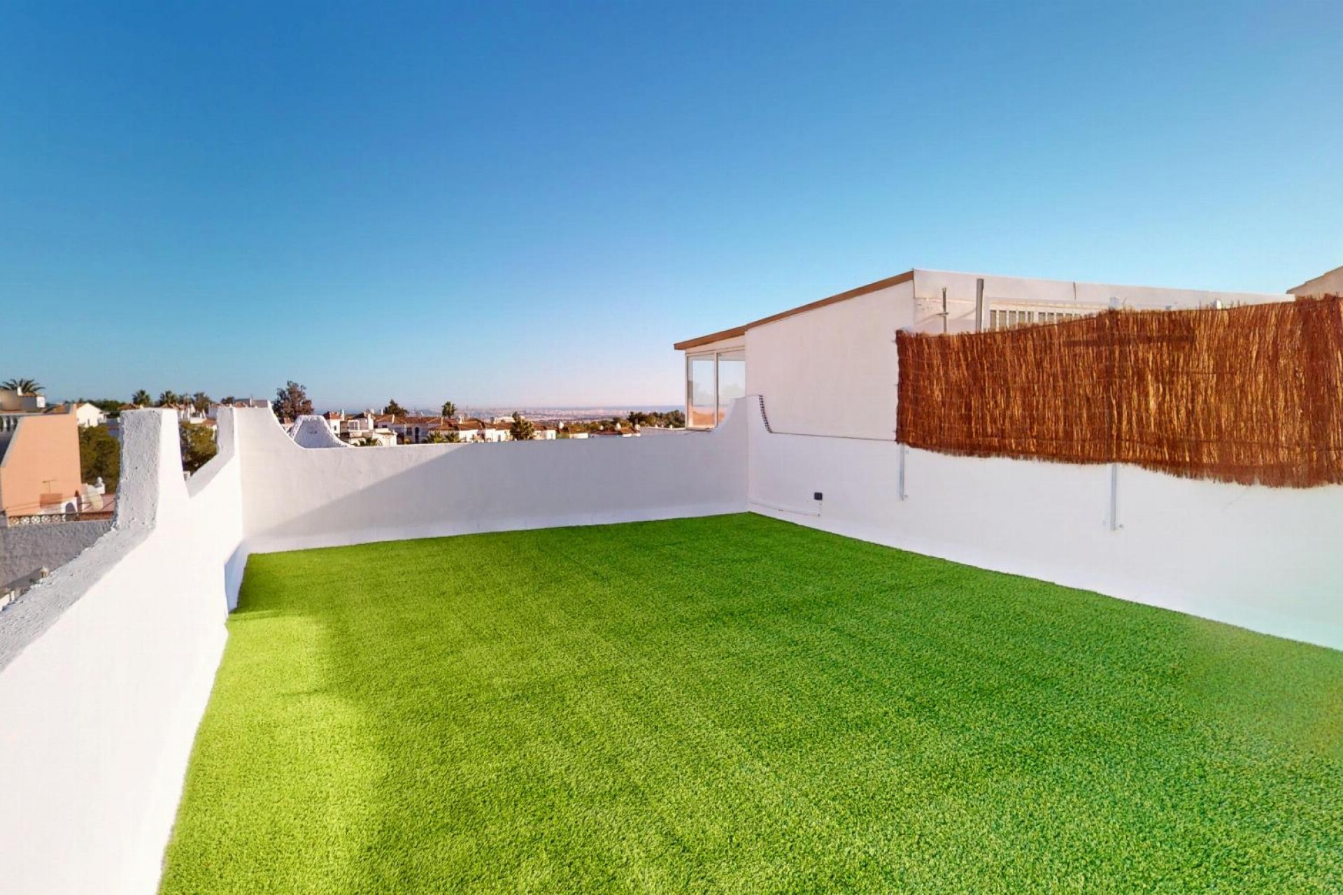 Brukt - Bungalow -
Orihuela Costa - Costa Blanca