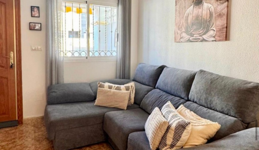 Brukt - Bungalow -
Orihuela Costa - Costa Blanca