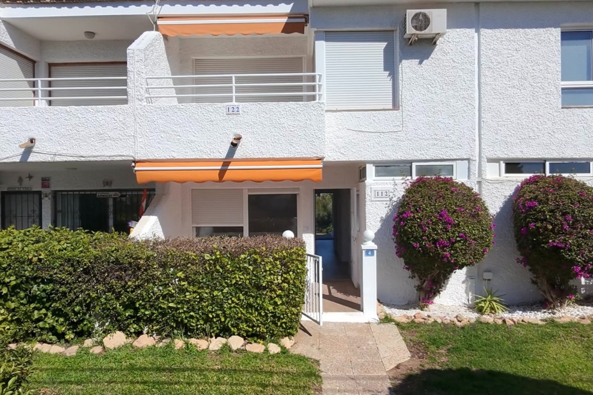 Brukt - Bungalow -
Orihuela Costa - Costa Blanca