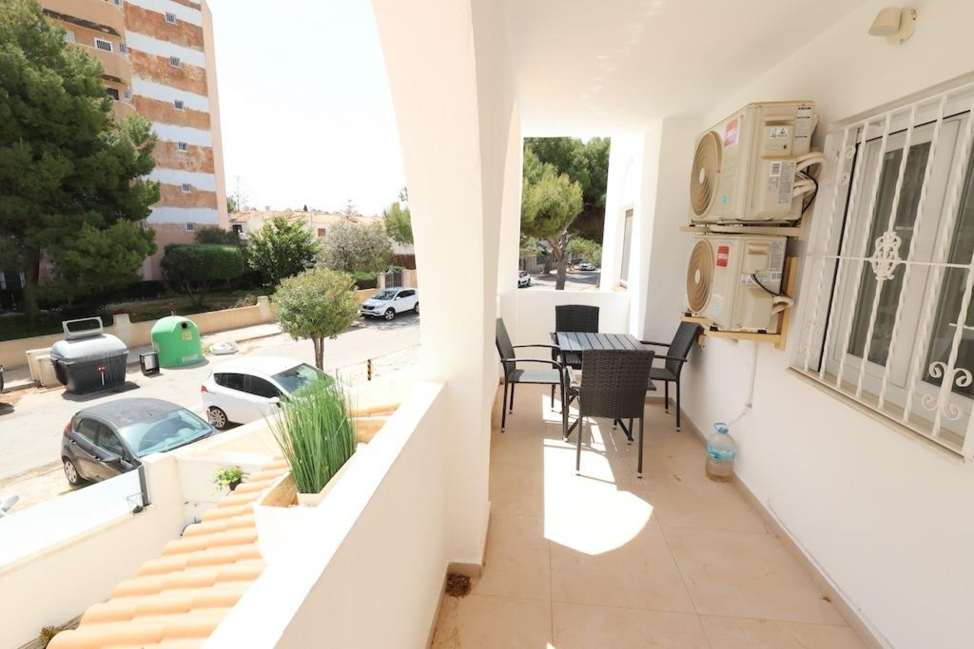 Brukt - Bungalow -
Orihuela Costa - Costa Blanca