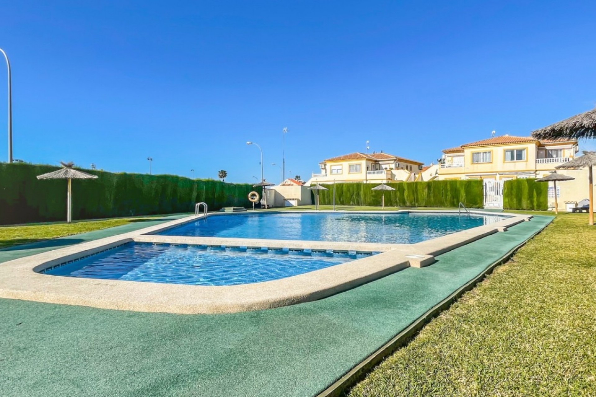 Brukt - Bungalow -
Orihuela Costa - Costa Blanca