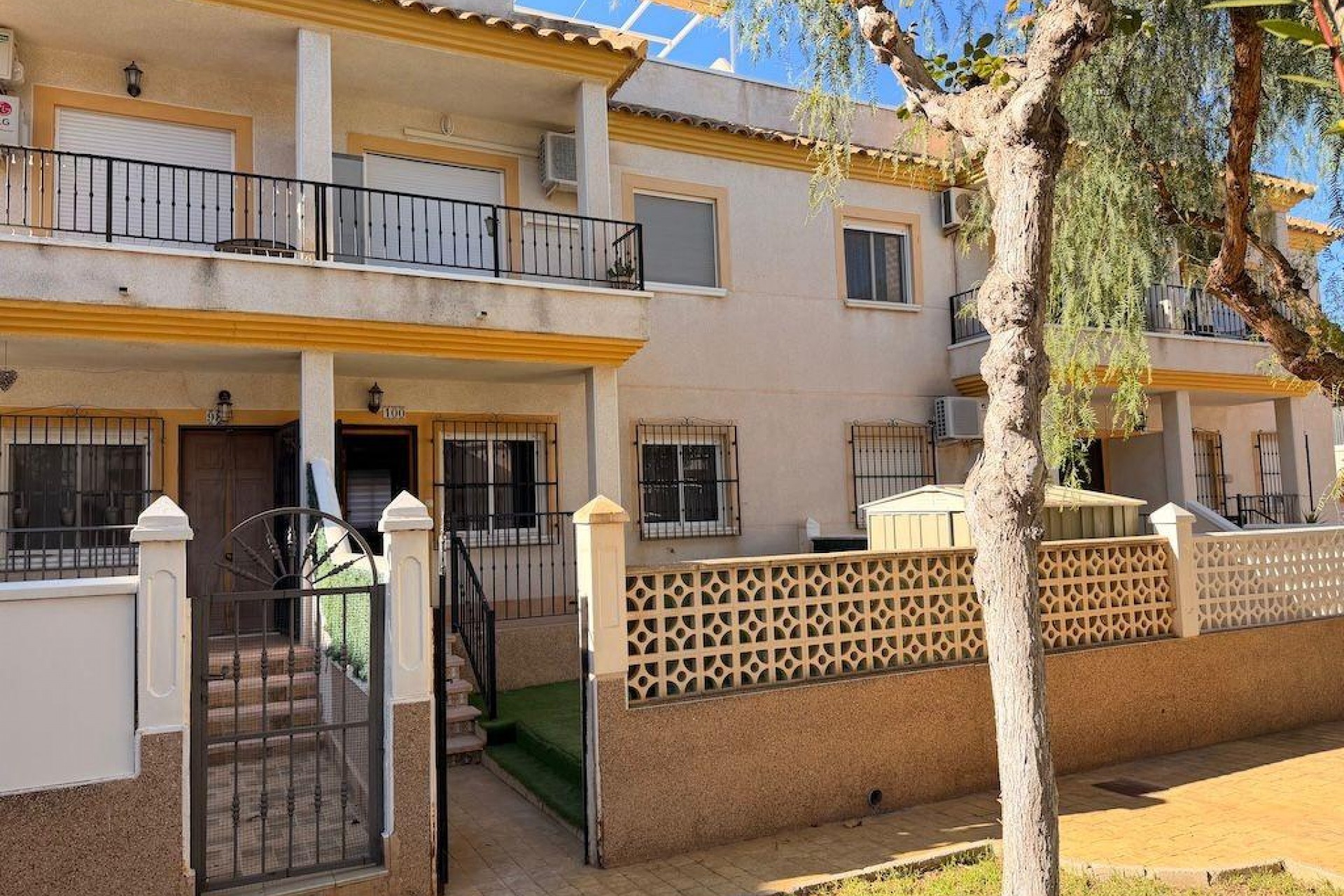 Brukt - Bungalow -
Orihuela Costa - Costa Blanca