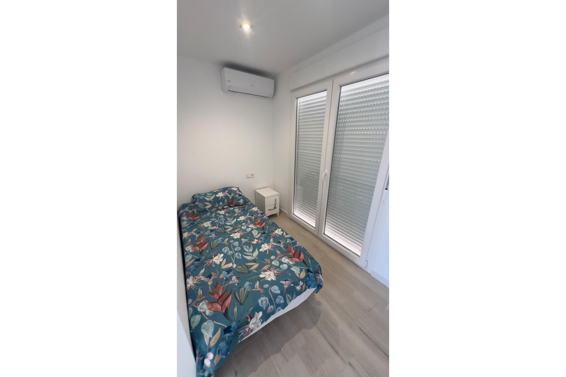 Brukt - Bungalow -
Orihuela Costa - La Regia