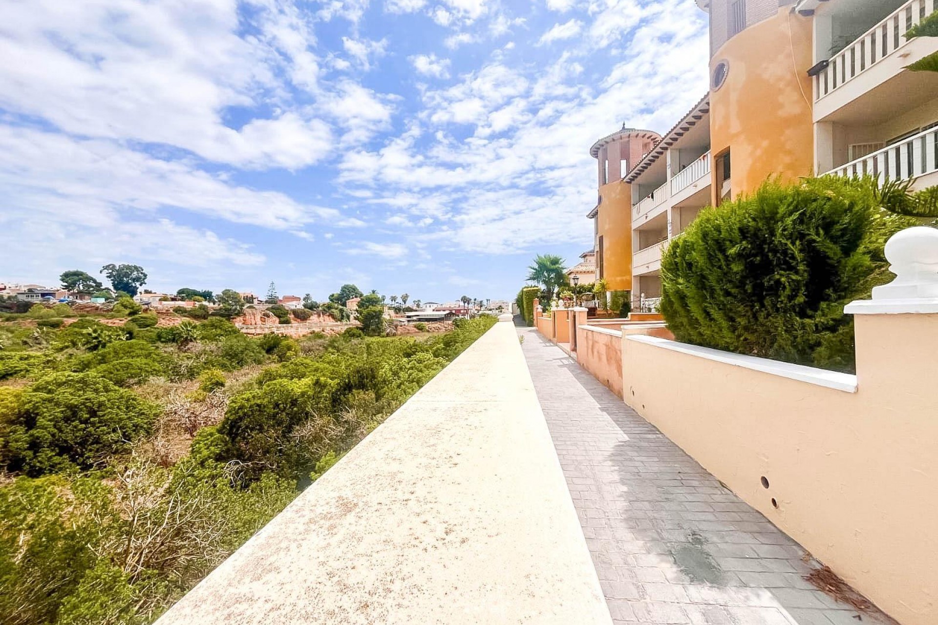 Brukt - Bungalow -
Orihuela Costa - Lomas De Cabo Roig-los Dolses