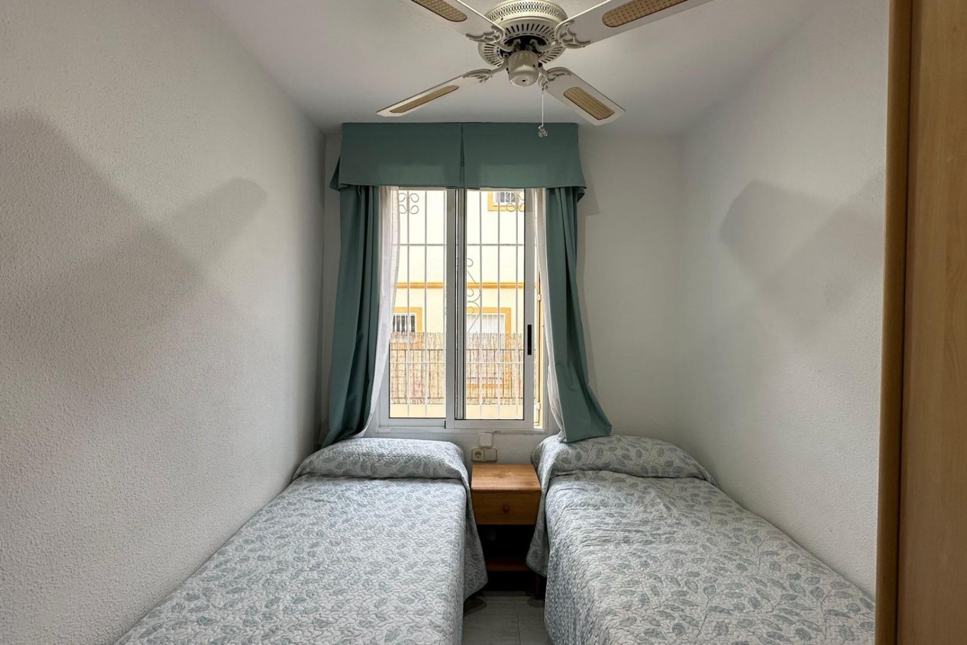 Brukt - Bungalow -
Orihuela Costa - Los Almendros-la Florida