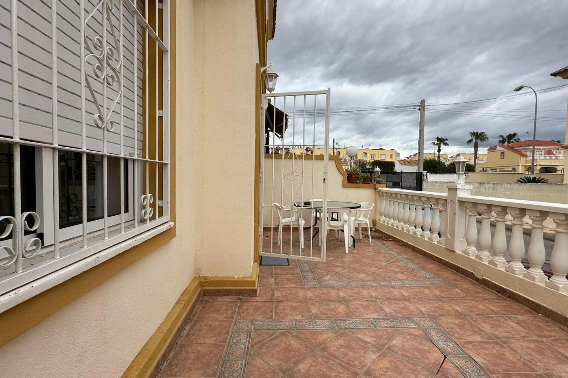 Brukt - Bungalow -
Orihuela Costa - Los Almendros-la Florida