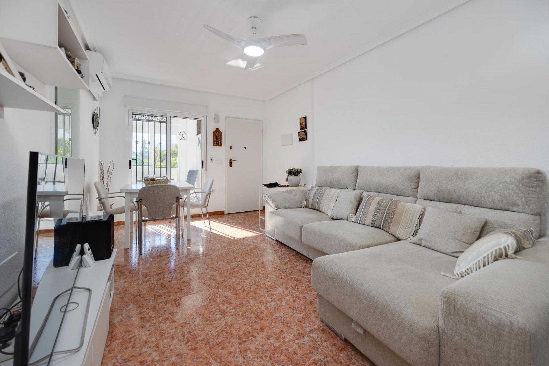 Brukt - Bungalow -
Orihuela Costa - Los Altos