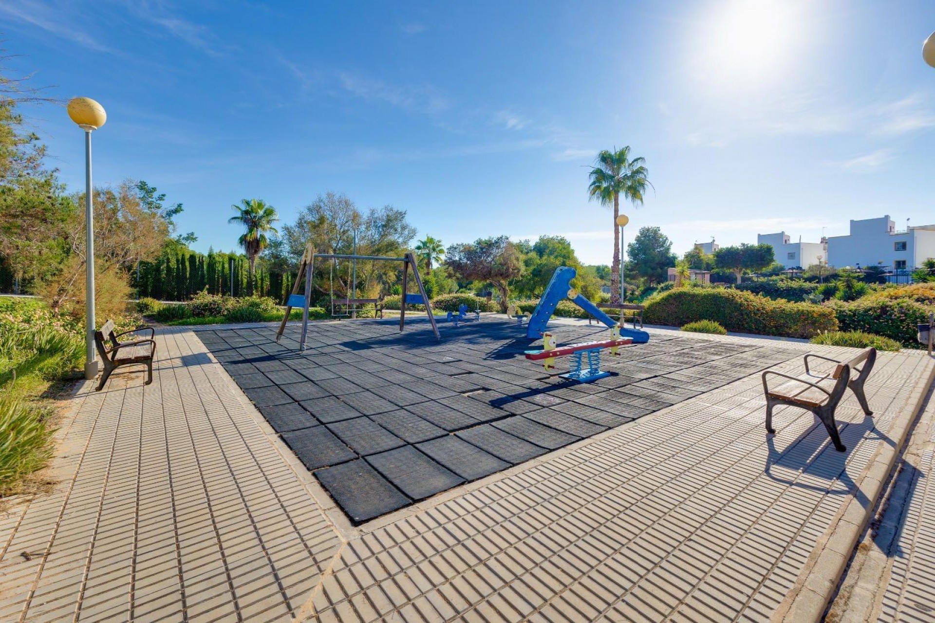 Brukt - Bungalow -
Orihuela Costa - Los Altos