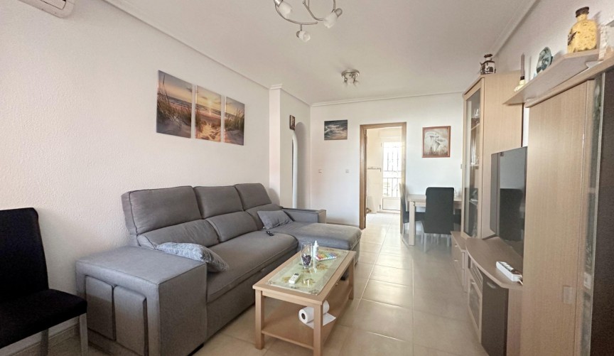 Brukt - Bungalow -
Orihuela Costa - Los Altos