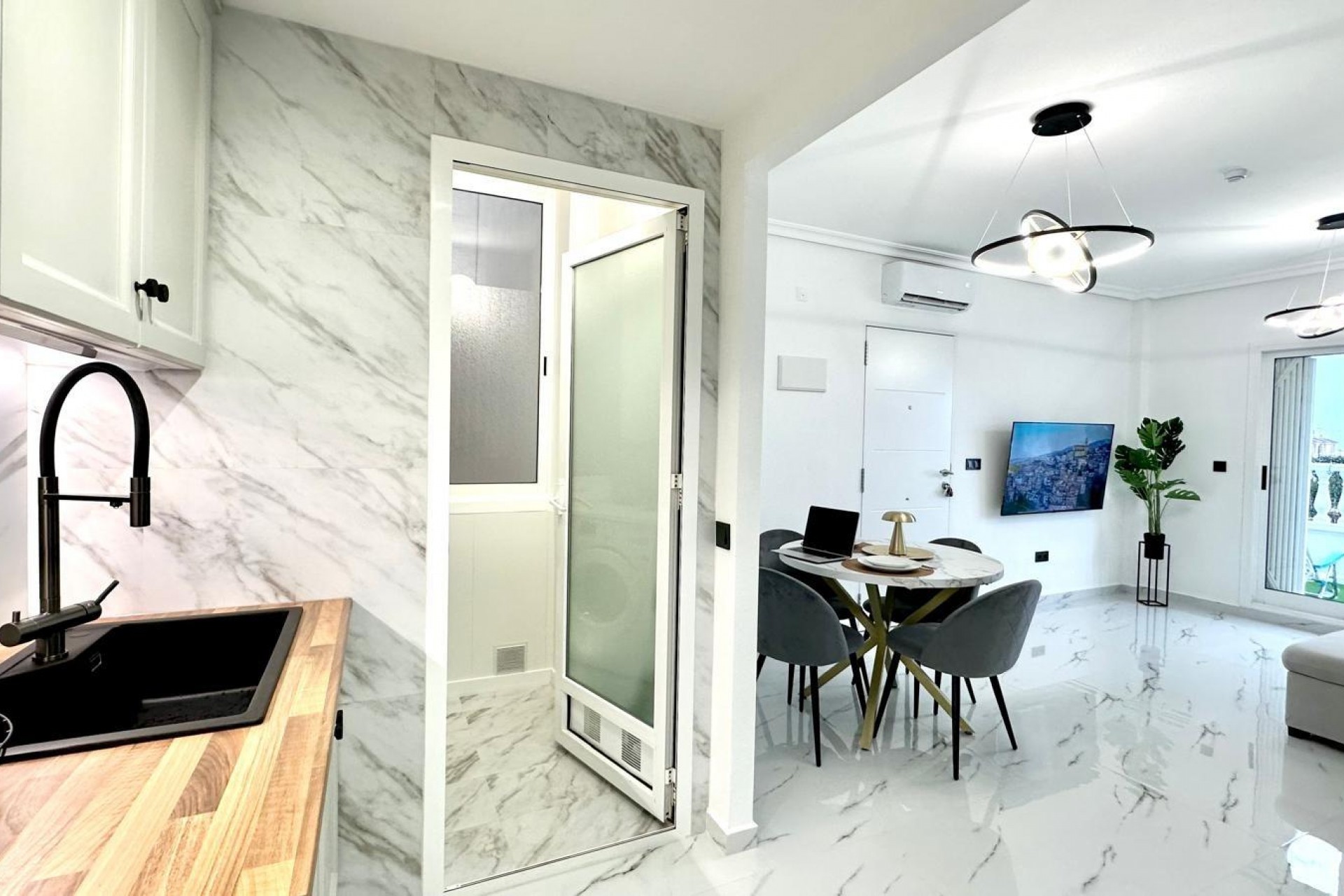 Brukt - Bungalow -
Orihuela Costa - Playa Flamenca Norte