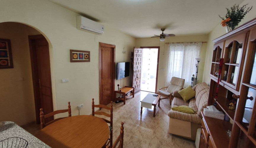 Brukt - Bungalow -
Orihuela Costa - Playa Flamenca