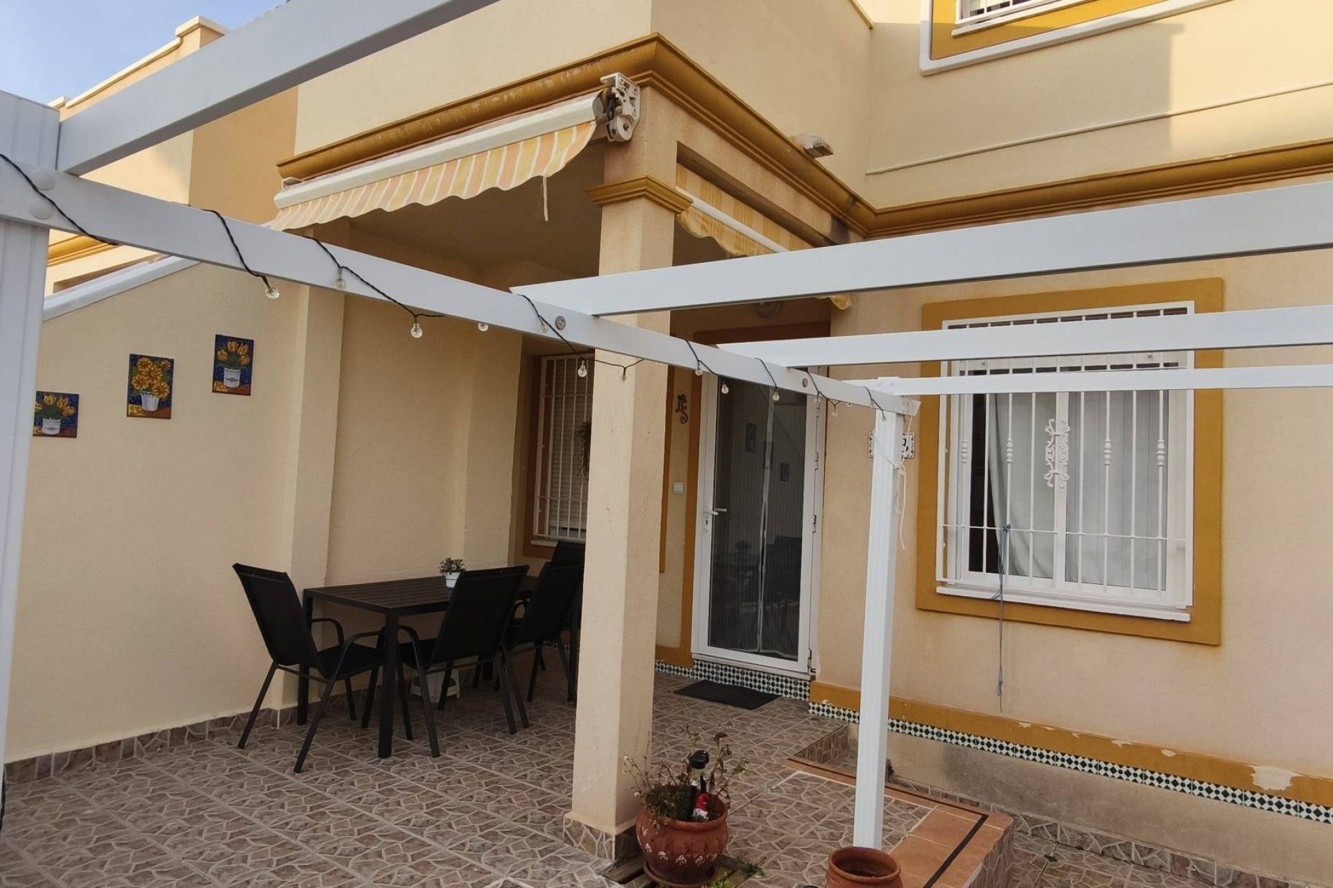 Brukt - Bungalow -
Orihuela Costa - Playa Flamenca