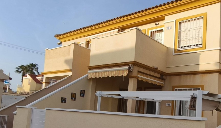 Brukt - Bungalow -
Orihuela Costa - Playa Flamenca