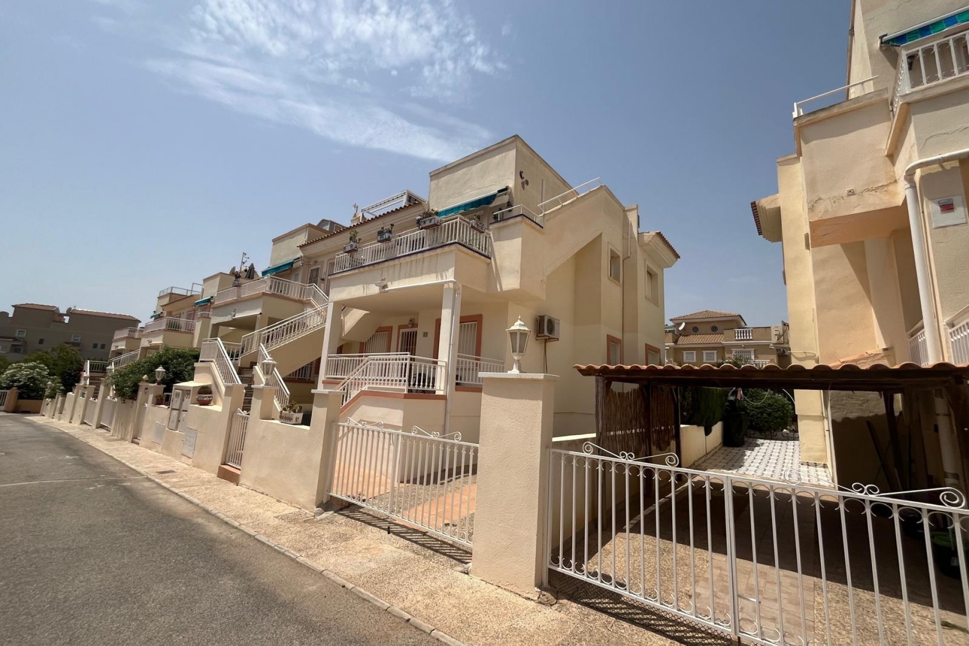 Brukt - Bungalow -
Orihuela Costa - Punta Prima