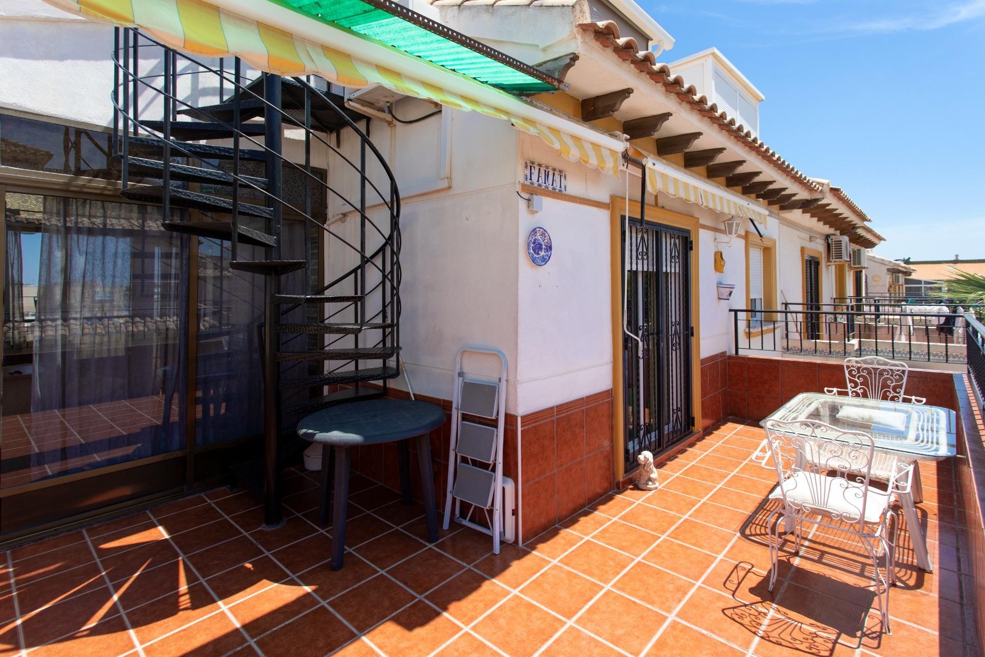 Brukt - Bungalow -
Orihuela Costa - Punta Prima