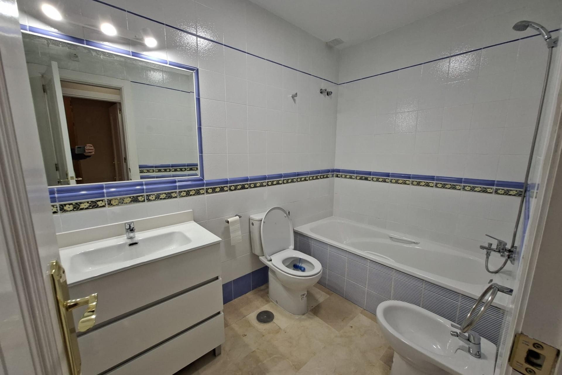 Brukt - Bungalow -
Orihuela Costa - Villamartín-las Filipinas