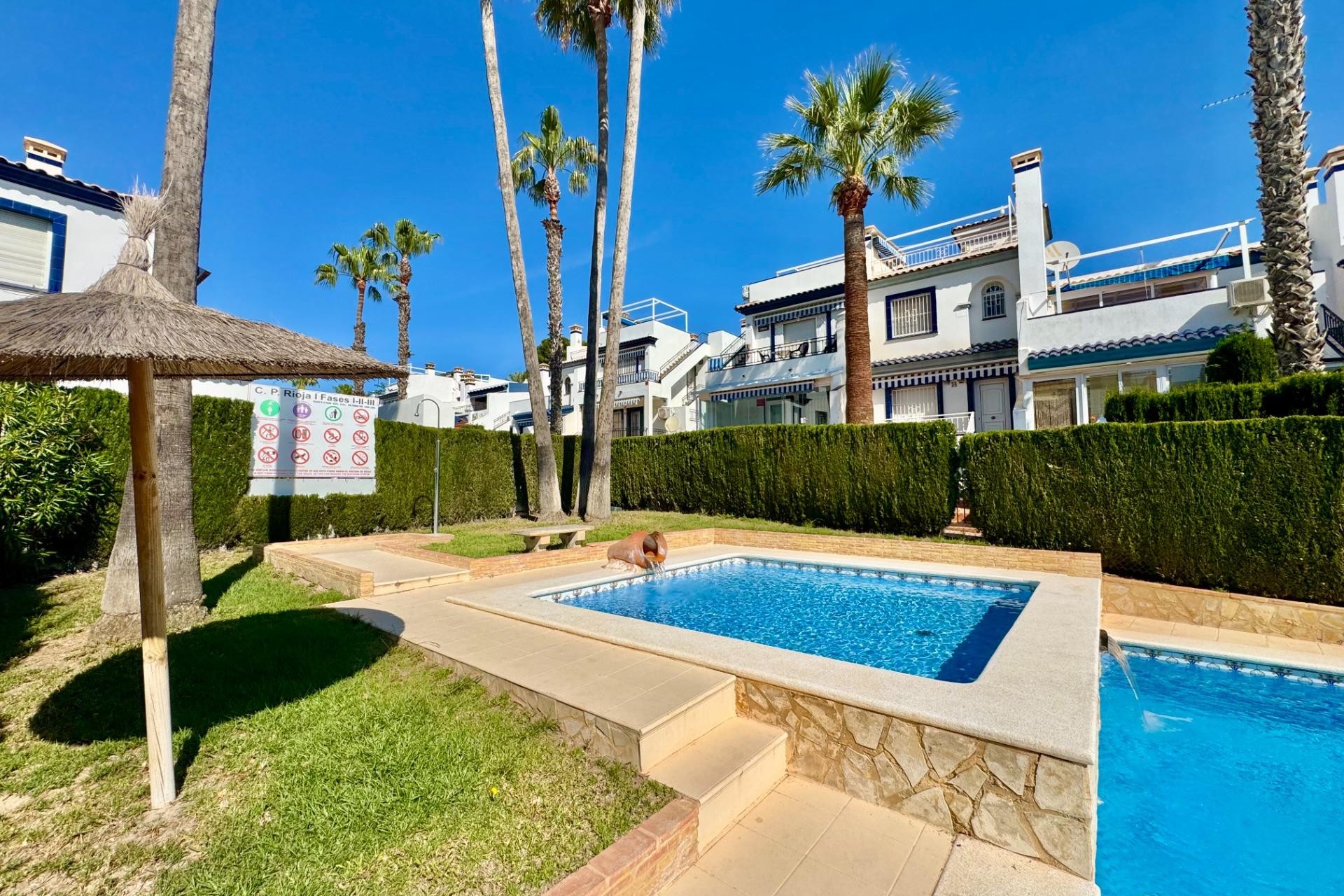 Brukt - Bungalow -
Orihuela Costa - Villamartín-las Filipinas