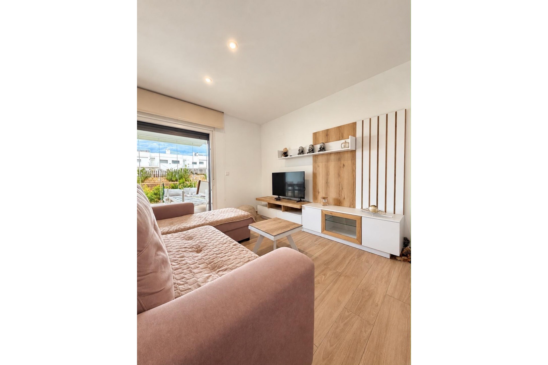 Brukt - Bungalow -
Orihuela - Desamparados-hurchillo-torremendo