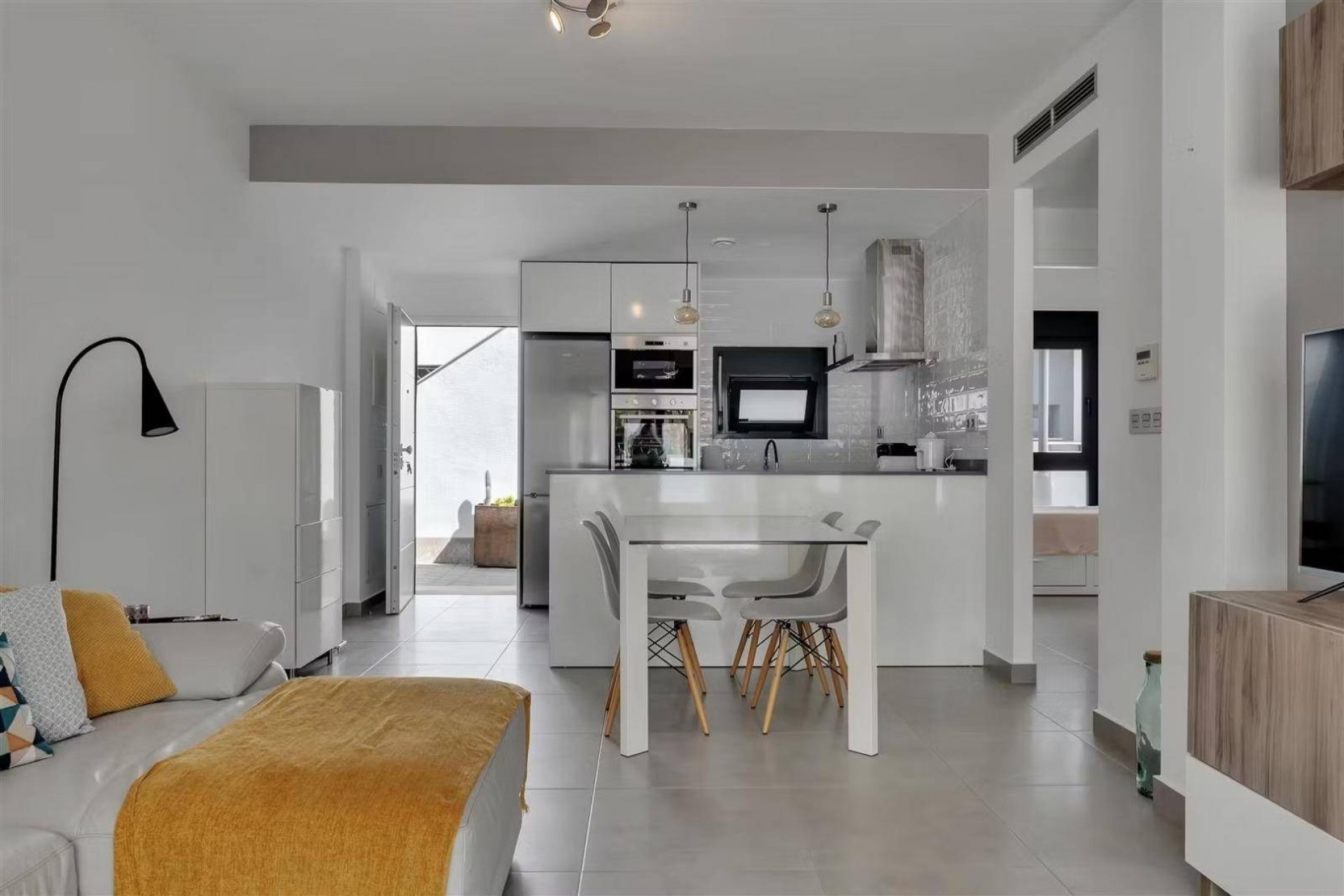 Brukt - Bungalow -
Pilar de la Horadada - Zona Pueblo