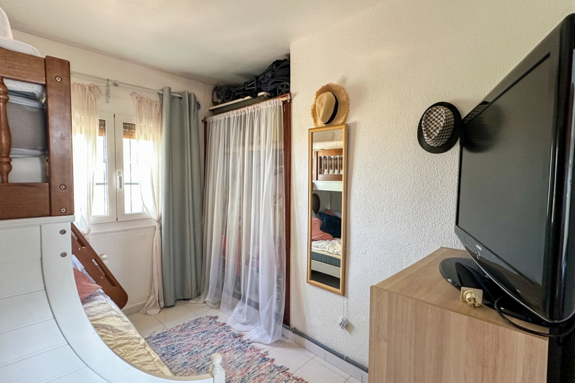 Brukt - Bungalow -
San Miguel de Salinas - Inland