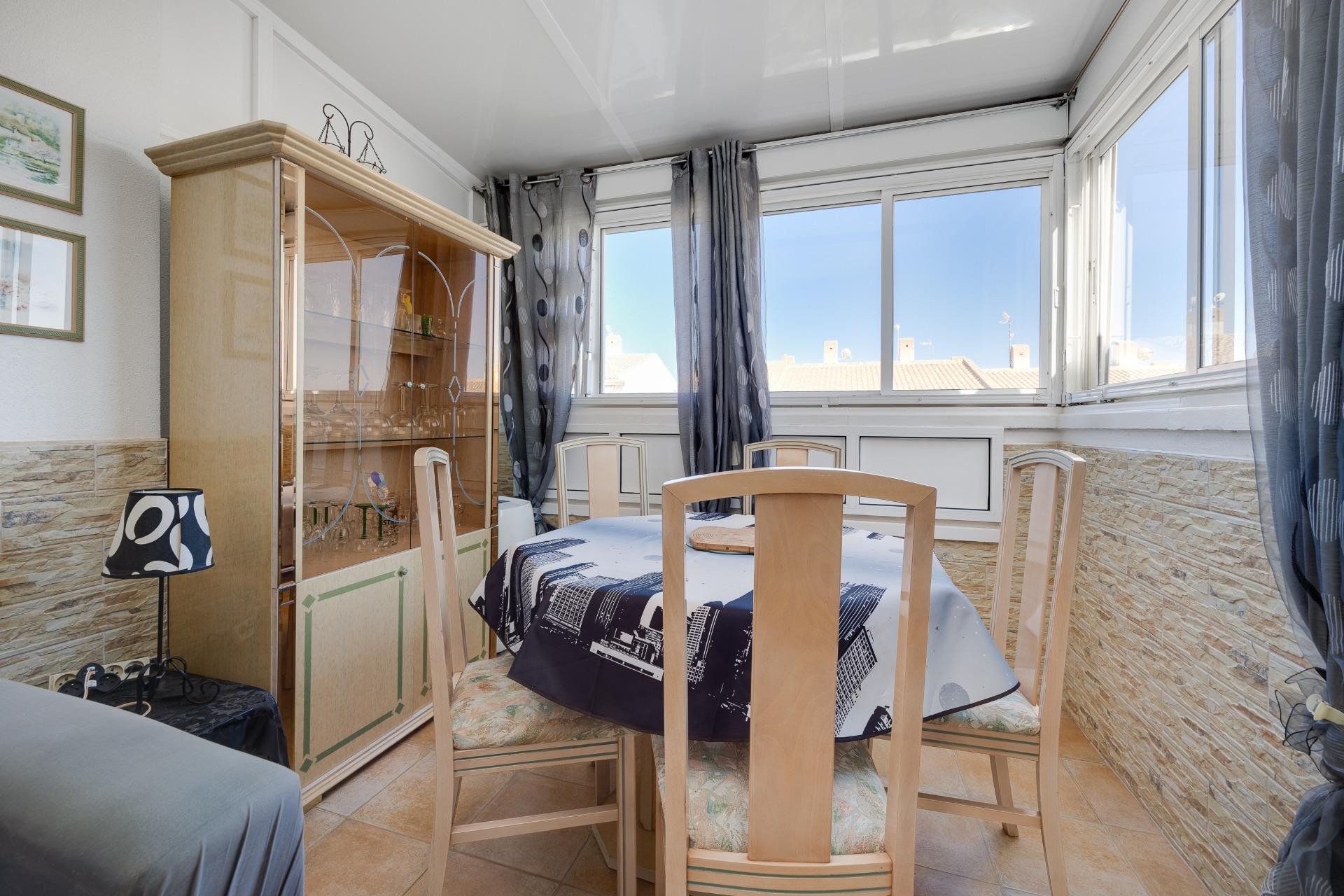 Brukt - Bungalow -
Torrevieja - aguas nuevas