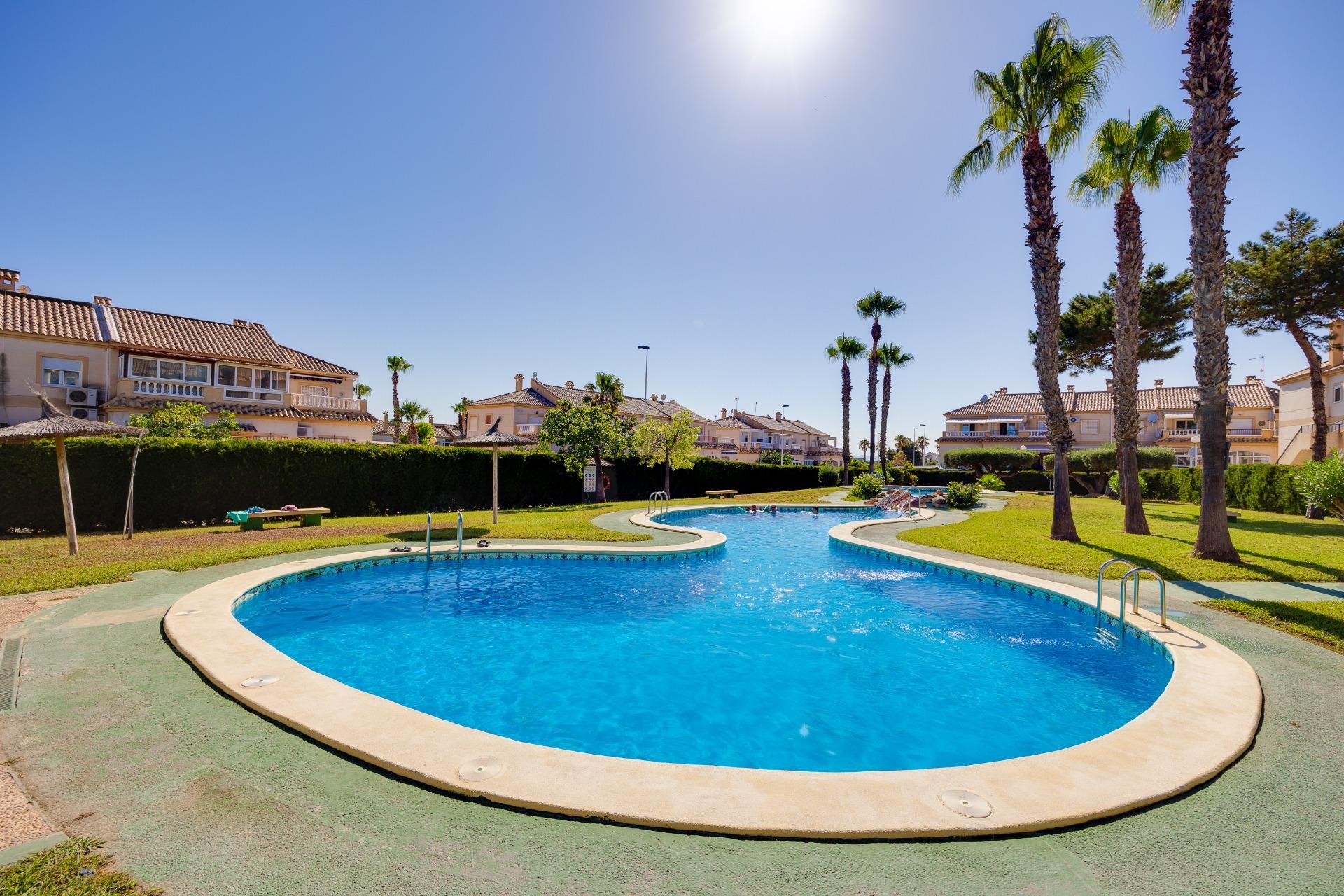 Brukt - Bungalow -
Torrevieja - aguas nuevas