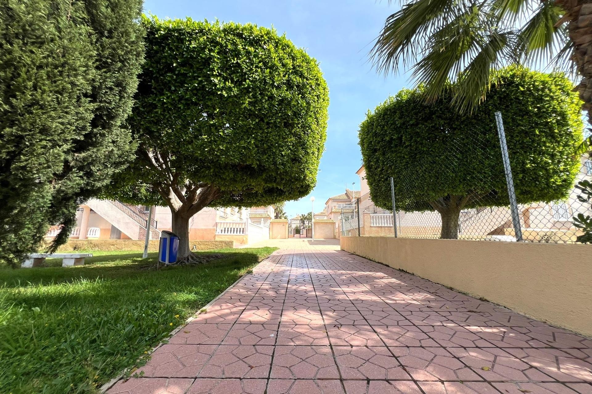 Brukt - Bungalow -
Torrevieja - aguas nuevas
