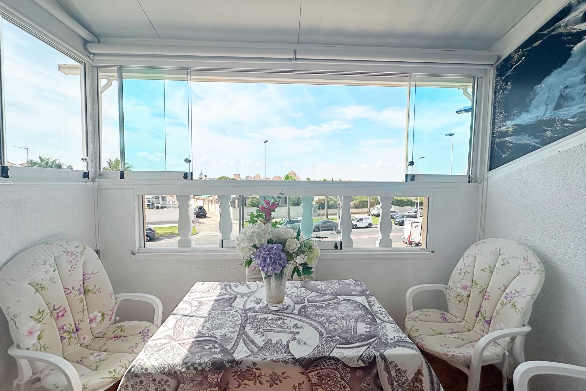 Brukt - Bungalow -
Torrevieja - aguas nuevas