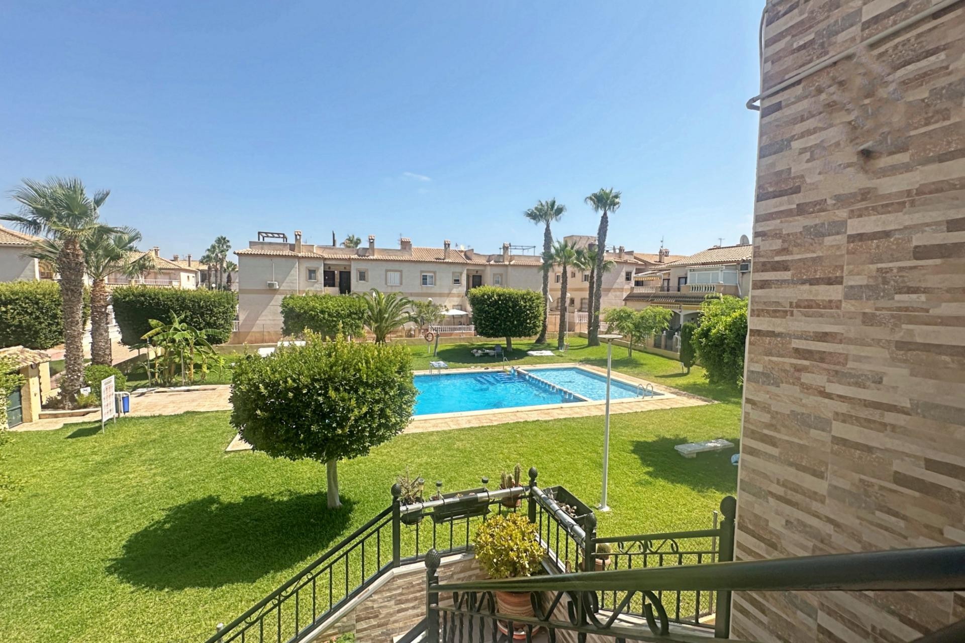 Brukt - Bungalow -
Torrevieja - aguas nuevas