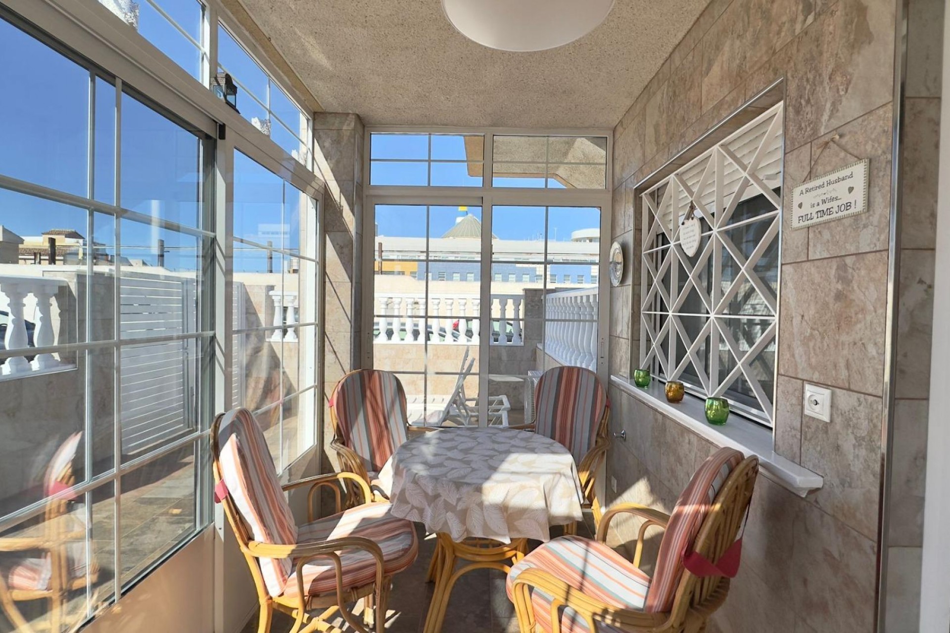 Brukt - Bungalow -
Torrevieja - Centro