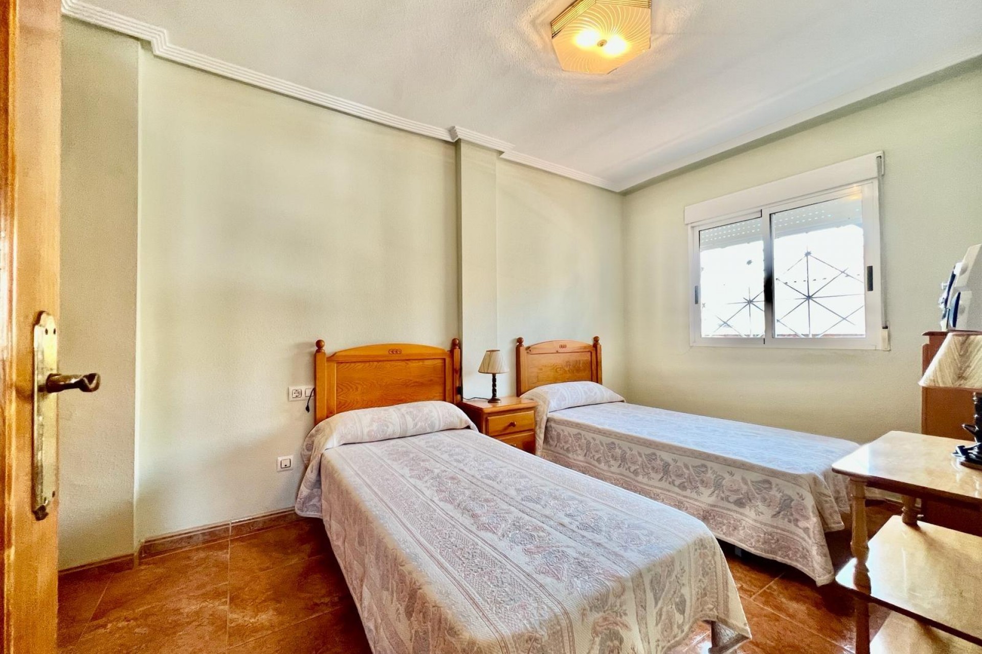 Brukt - Bungalow -
Torrevieja - Centro