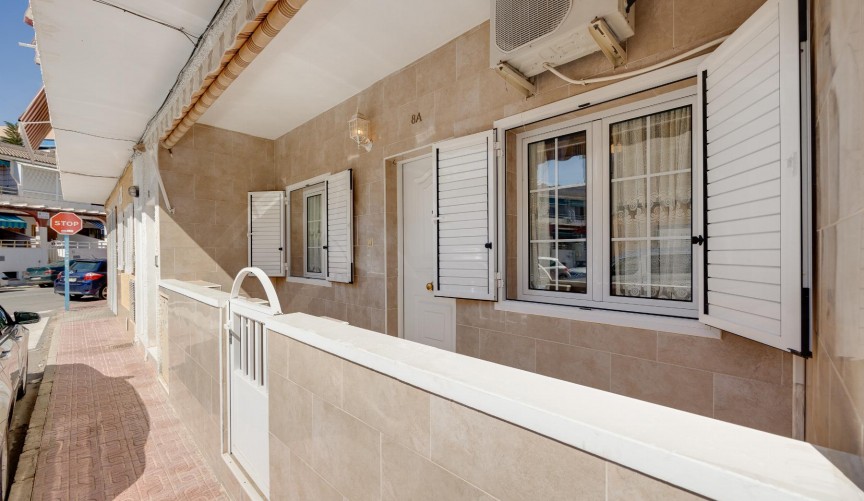 Brukt - Bungalow -
Torrevieja - Costa Blanca