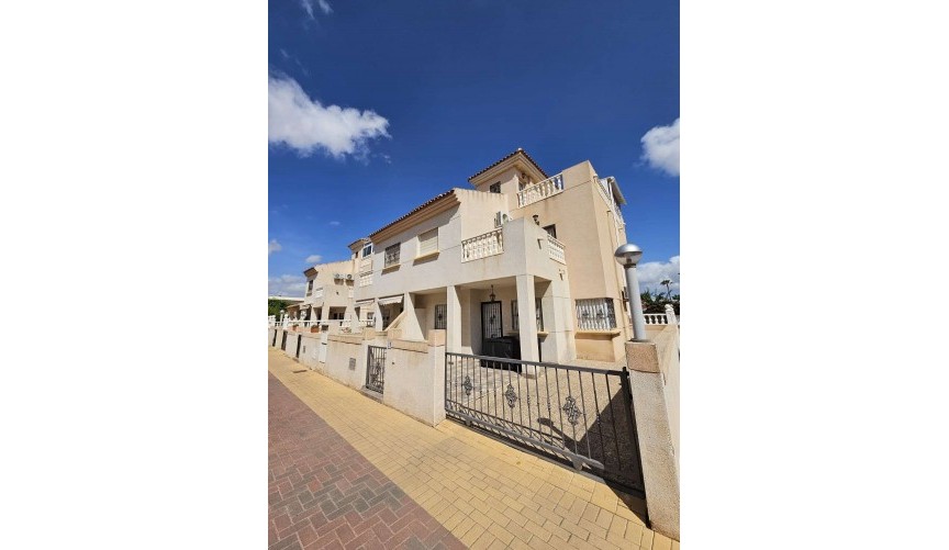 Brukt - Bungalow -
Torrevieja - Costa Blanca