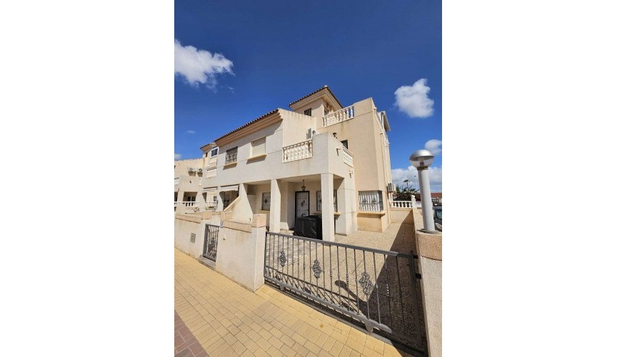 Brukt - Bungalow -
Torrevieja - Costa Blanca