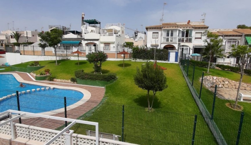 Brukt - Bungalow -
Torrevieja - Costa Blanca