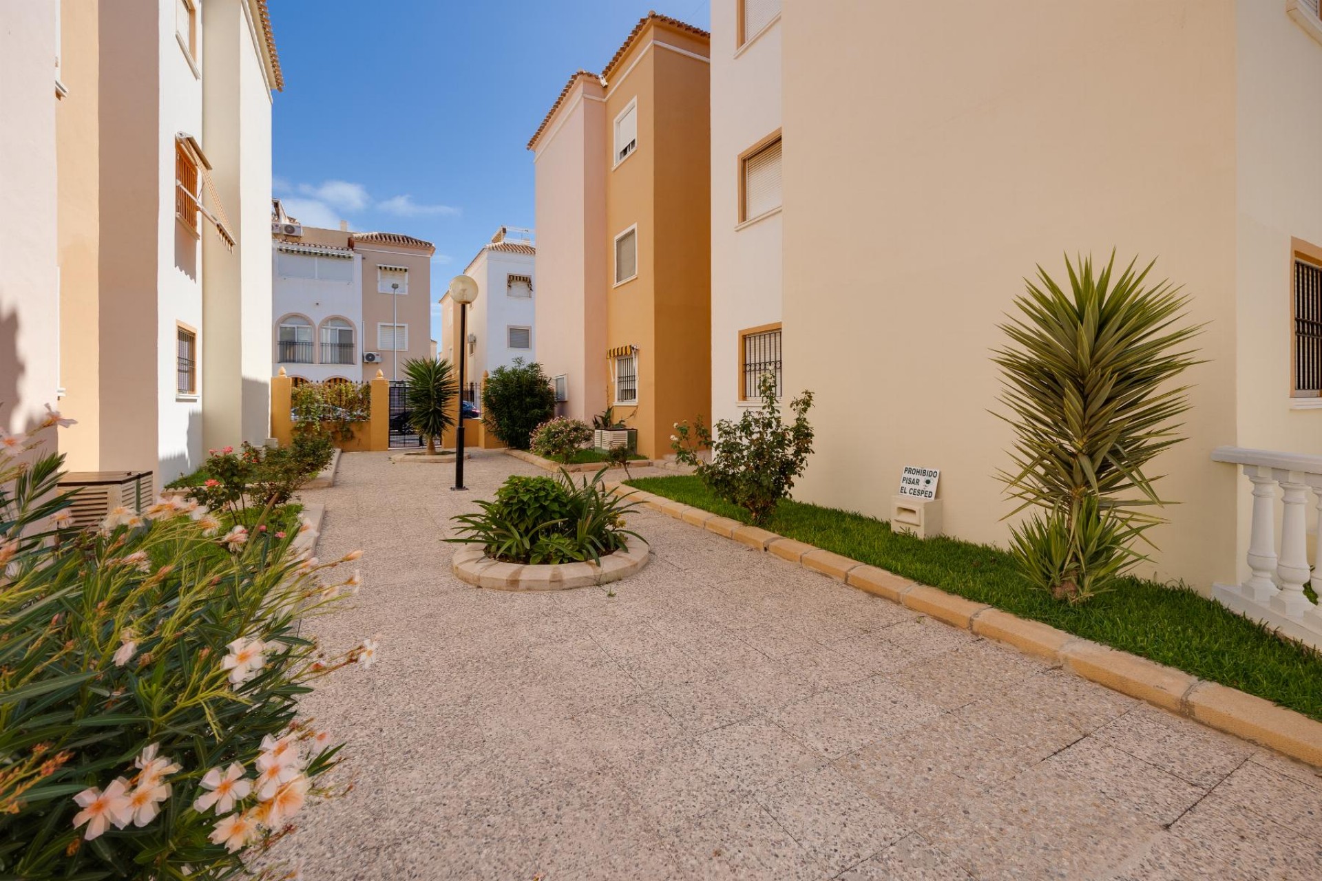 Brukt - Bungalow -
Torrevieja - Costa Blanca