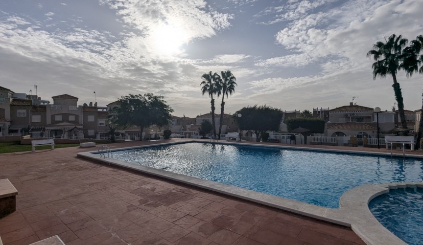 Brukt - Bungalow -
Torrevieja - Costa Blanca