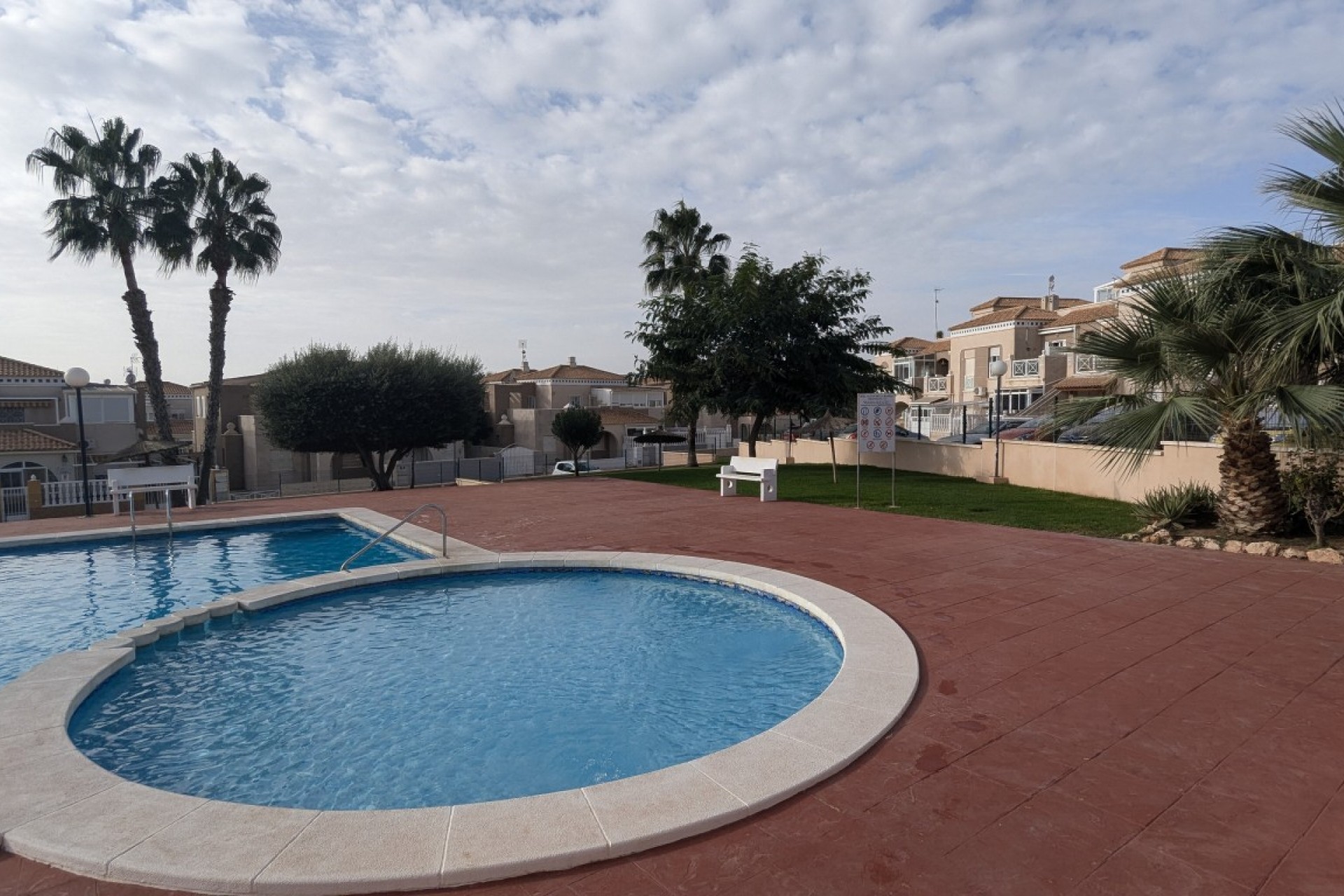 Brukt - Bungalow -
Torrevieja - Costa Blanca