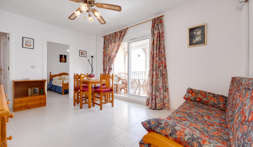 Brukt - Bungalow -
Torrevieja - Costa Blanca