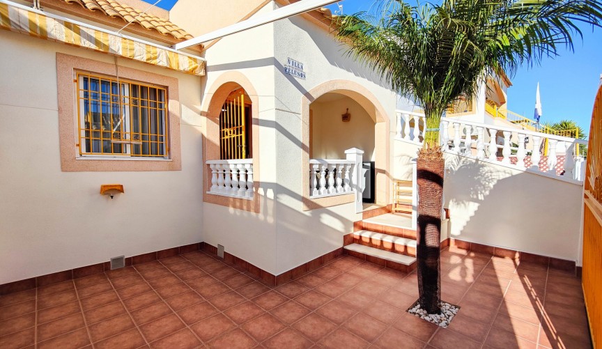 Brukt - Bungalow -
Torrevieja - Costa Blanca