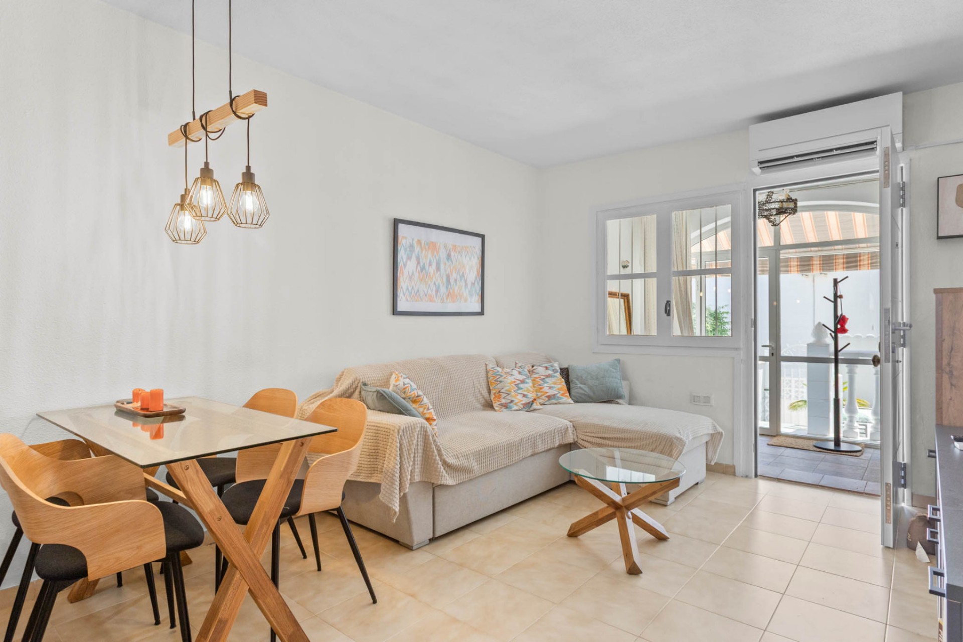 Brukt - Bungalow -
Torrevieja - Costa Blanca