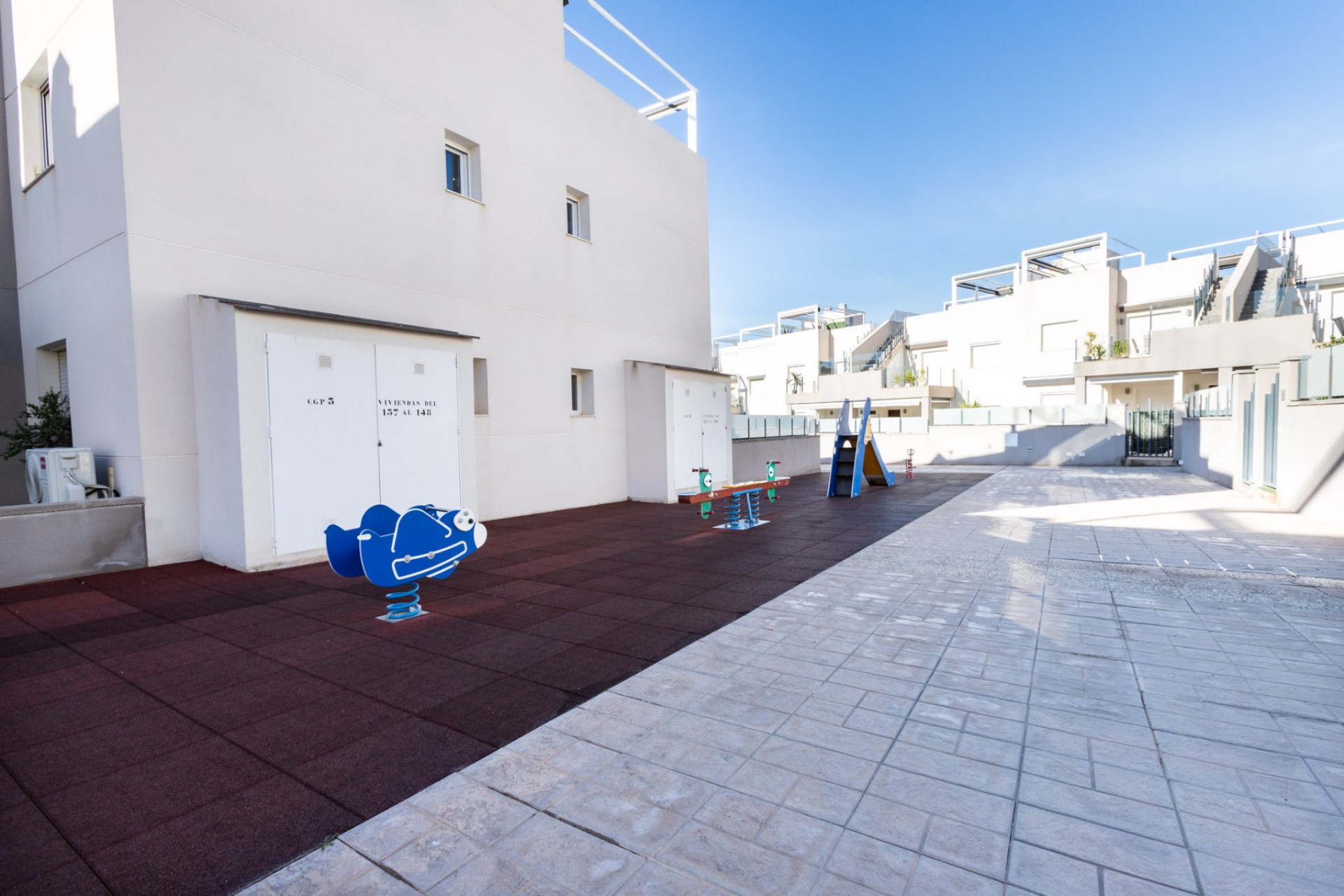 Brukt - Bungalow -
Torrevieja - Costa Blanca
