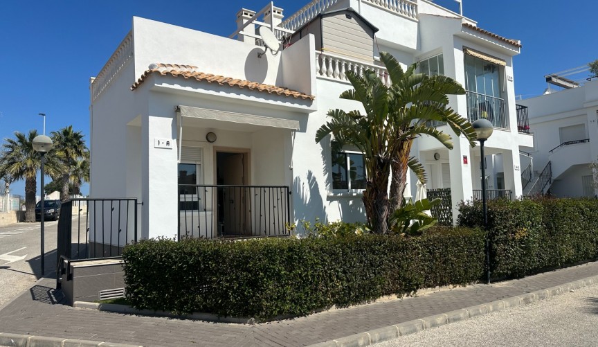 Brukt - Bungalow -
Torrevieja - Costa Blanca