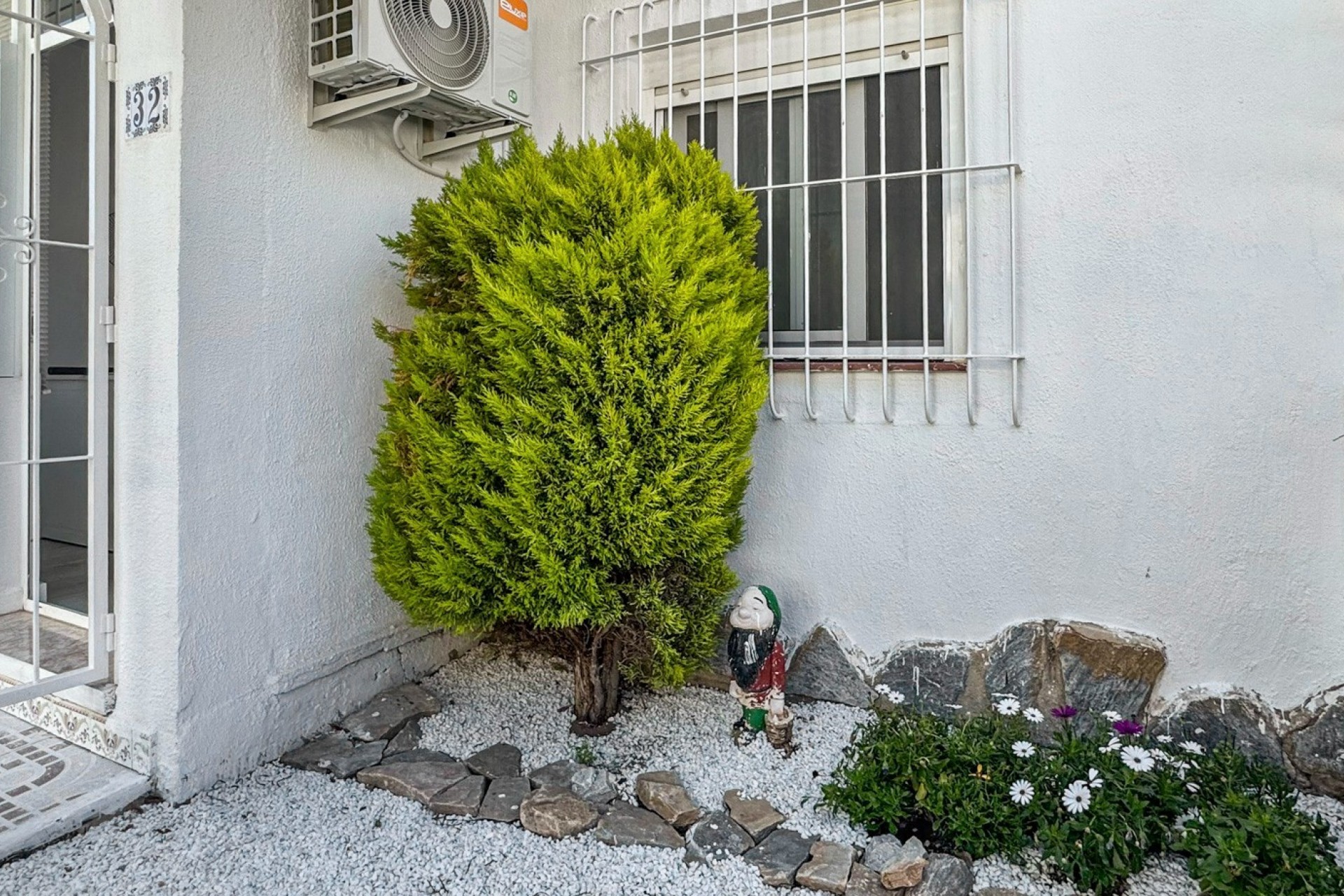Brukt - Bungalow -
Torrevieja - Costa Blanca